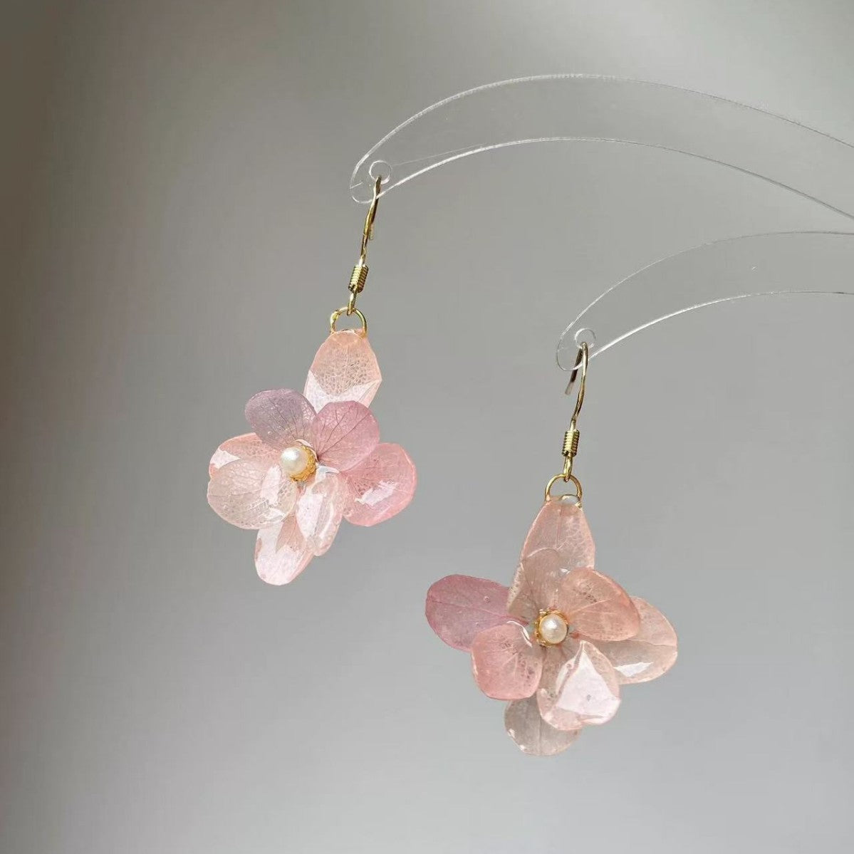 Natural Pink Flowers Earrings For Women Featuring 925 Sterling Silver Ear Pins In Sweet Style With Zinc Alloy Material