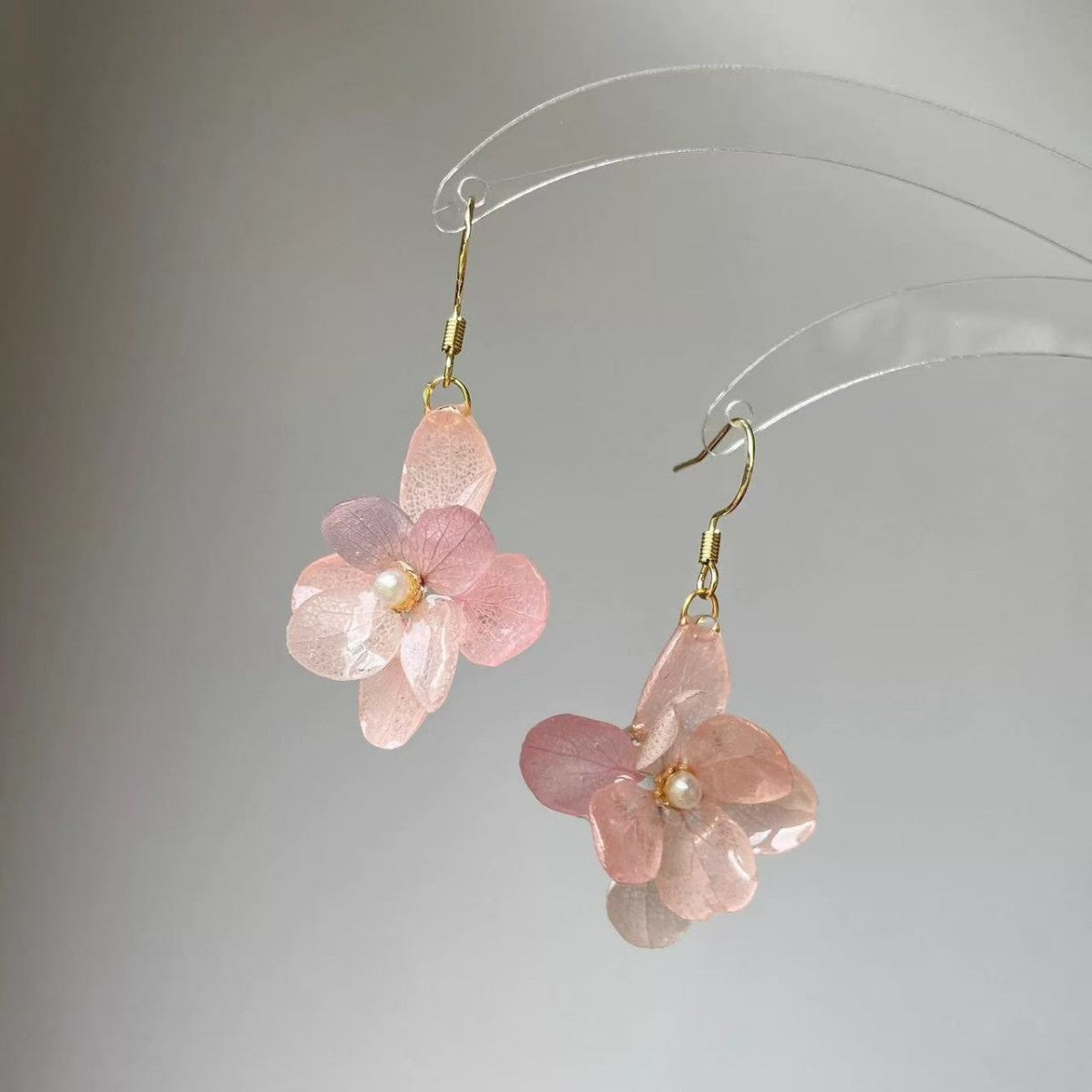 Natural Pink Flowers Earrings For Women Featuring 925 Sterling Silver Ear Pins In Sweet Style With Zinc Alloy Material