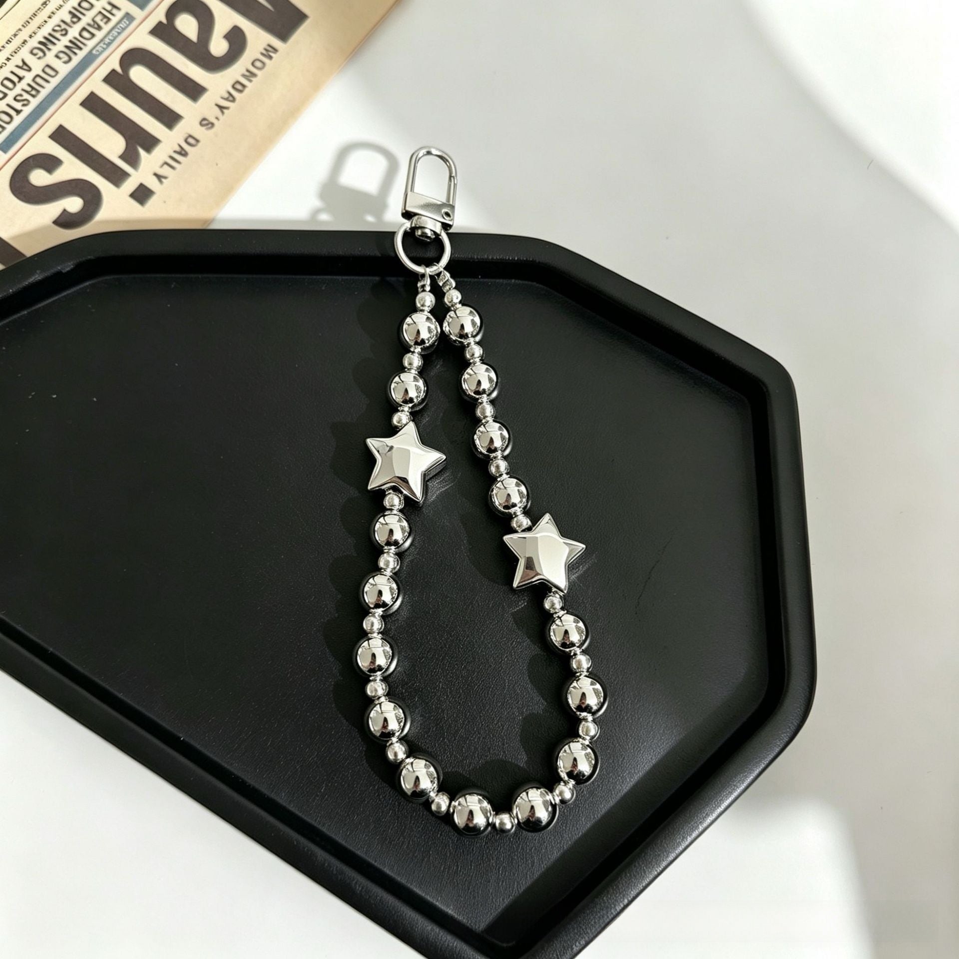 Heart Shape Electroplated Silver Key Chain With Acrylic Material In Sweet Style