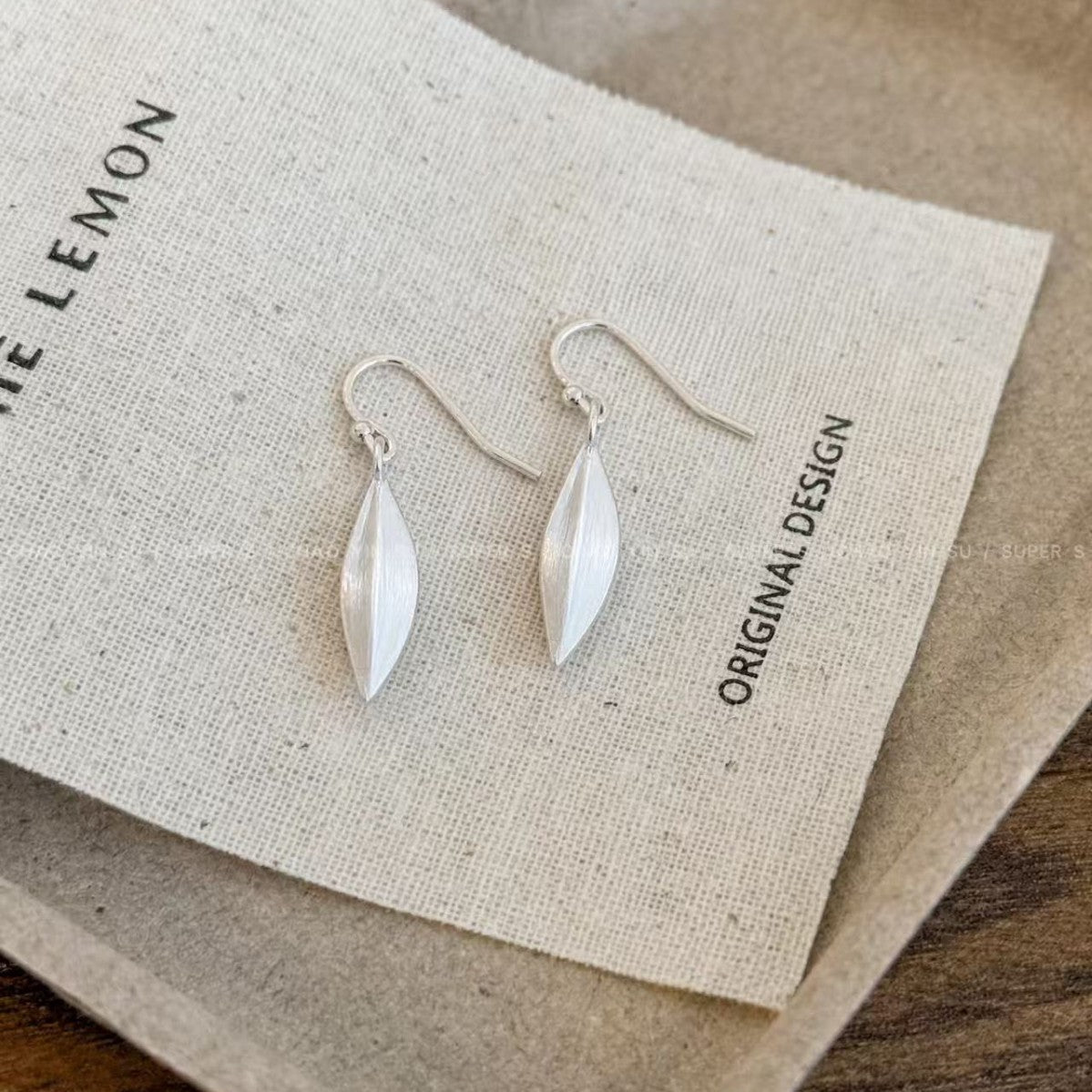 Brushed Silver Leaf Earrings For Women In New Style, Made Of Zinc Alloy