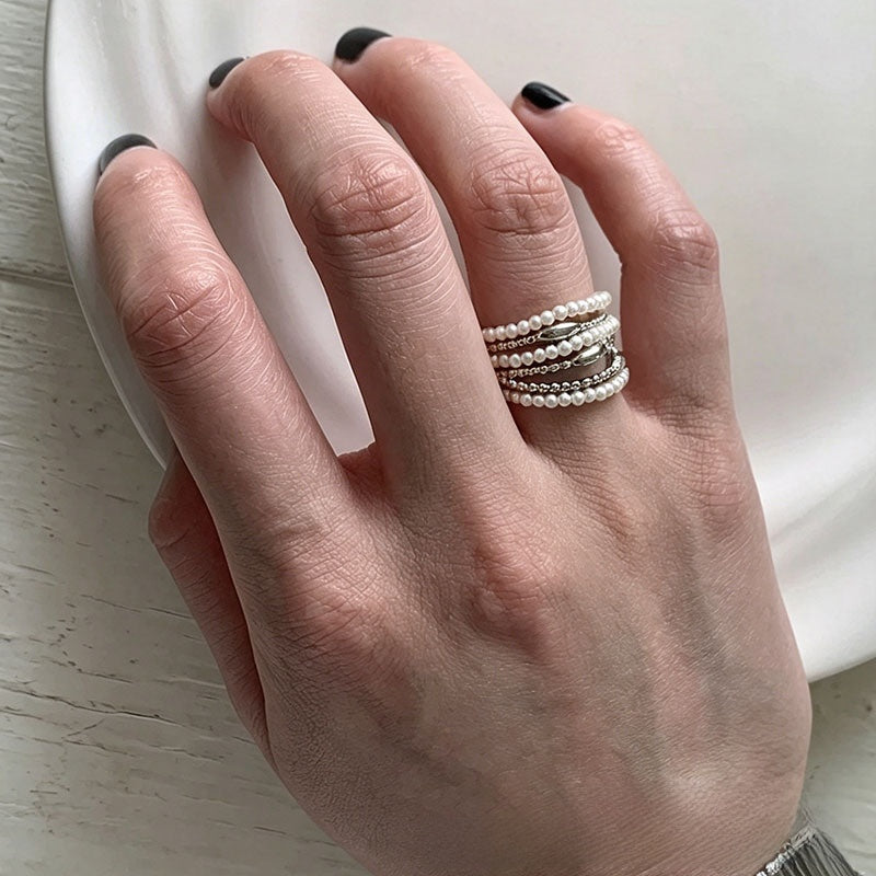 Exaggerated Alloy Rings For Women Featuring Beading Craft And Imitation Pearl Inlay