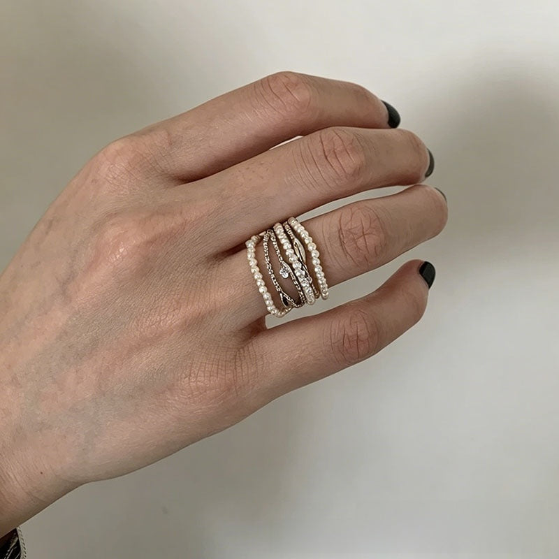 Exaggerated Alloy Rings For Women Featuring Beading Craft And Imitation Pearl Inlay