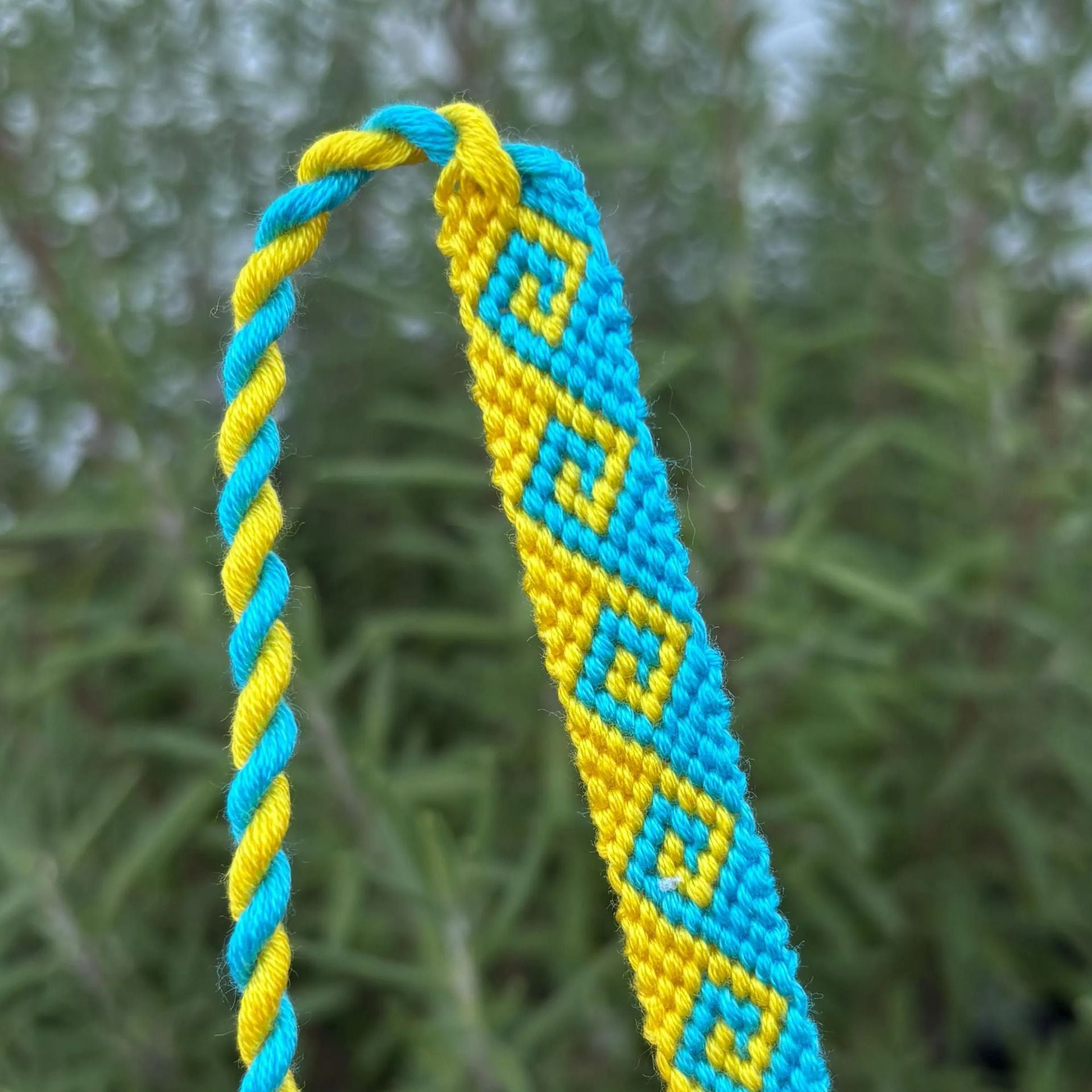 Bohemian Sea Wave Braid Bracelet For Women In Blue Nylon Material