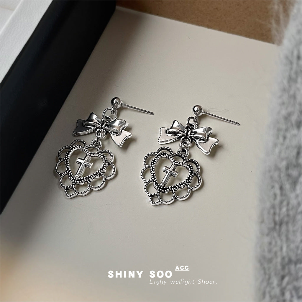 Handmade Silver Heart Shape Earrings For Women Featuring Copper Ear Pins In Retro Style