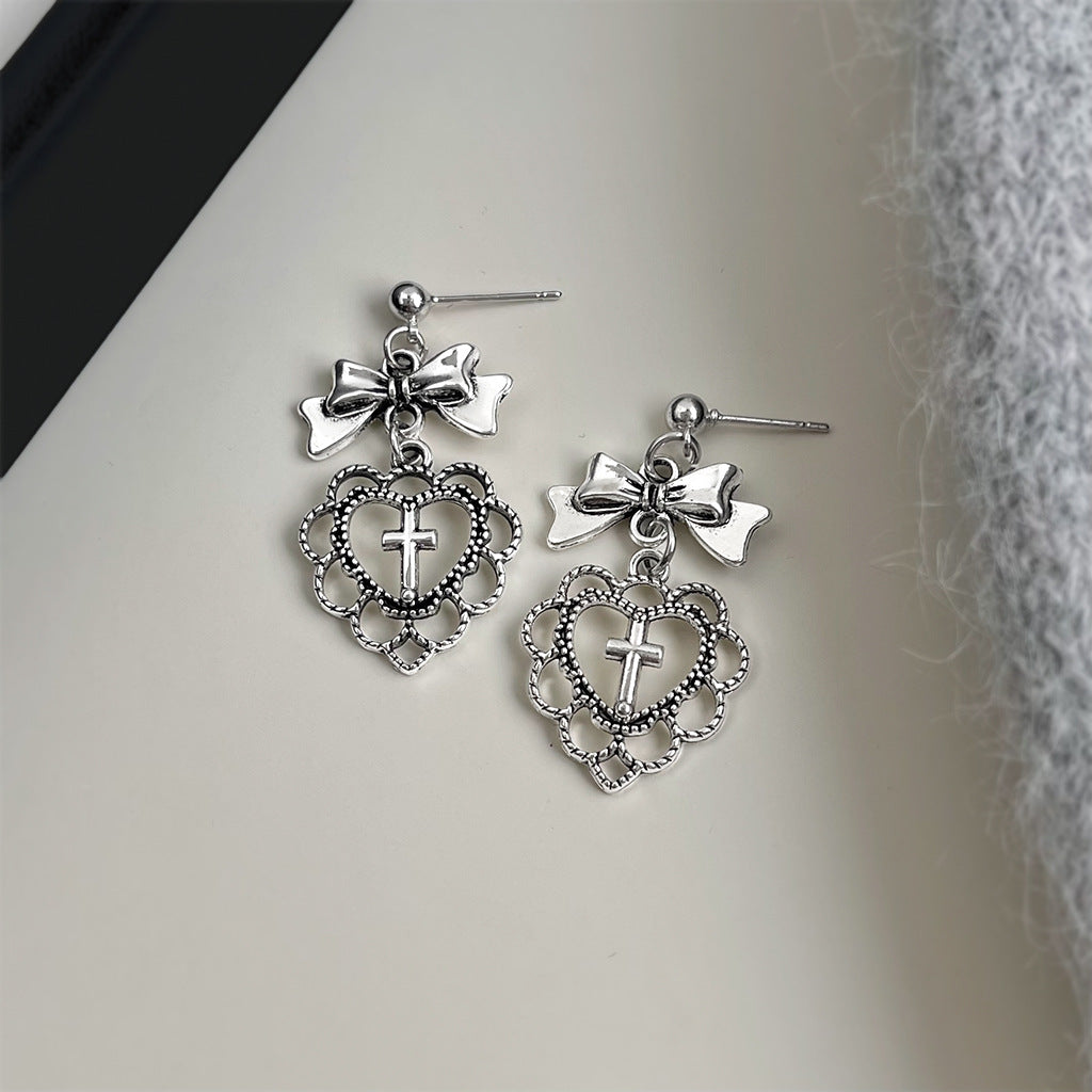Handmade Silver Heart Shape Earrings For Women Featuring Copper Ear Pins In Retro Style