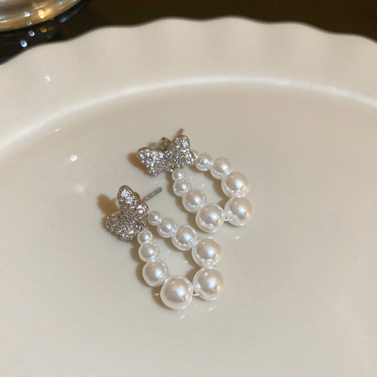 Sweet Gold Bow Tie Earrings For Women With Beading And Rhinestone Inlay In Metal Stud Design