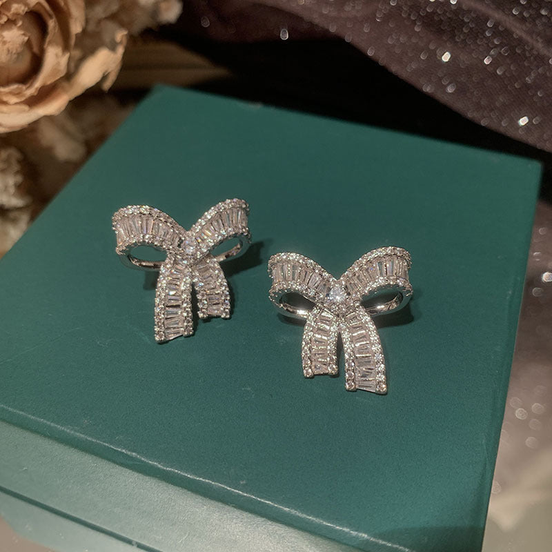 Sweet Style Gold Bow Tie Earrings For Women In Copper With Rhinestones Inlay