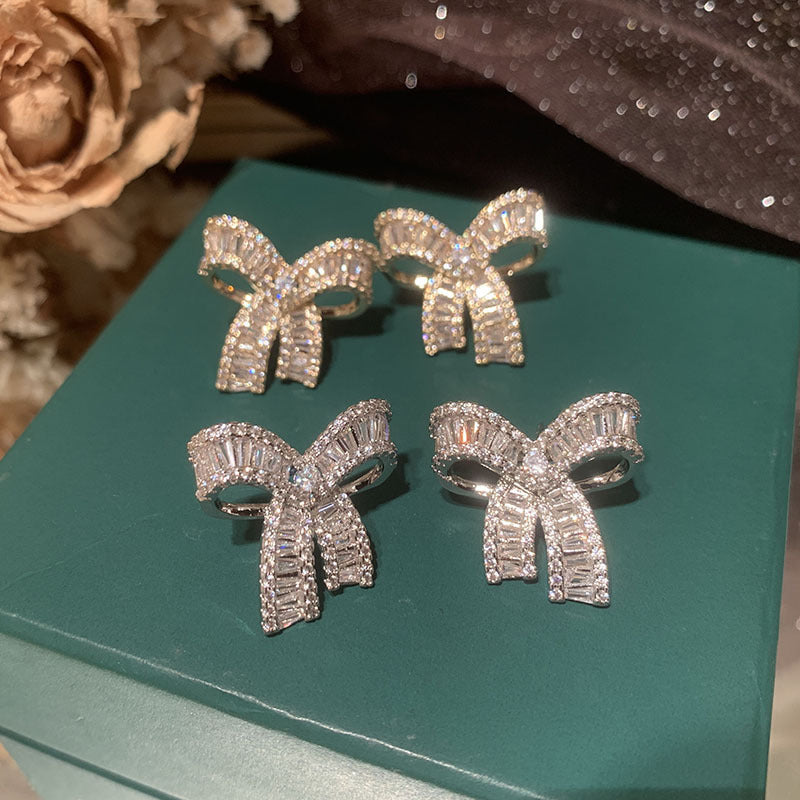 Sweet Style Gold Bow Tie Earrings For Women In Copper With Rhinestones Inlay