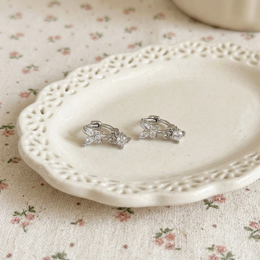 Luxurious Bow Tie Earrings For Women With Copper Posts And Zircon Inlay