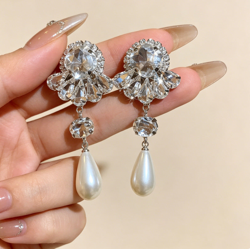 Heart Shape Tassel Earrings For Women With Copper Studs, Electroplated Alloy And Artificial Pearl Inlay
