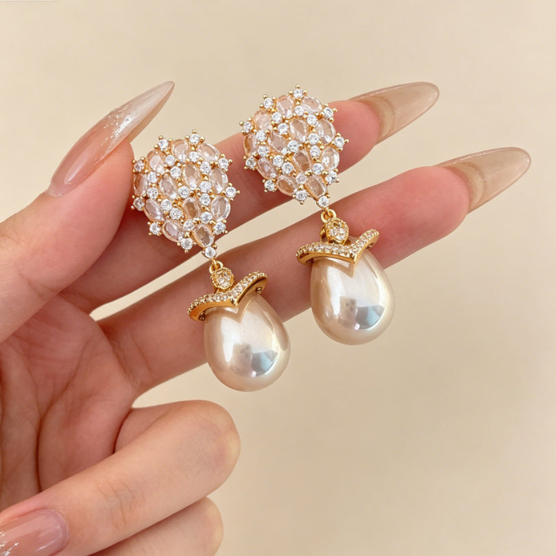 Heart Shape Tassel Earrings For Women With Copper Studs, Electroplated Alloy And Artificial Pearl Inlay