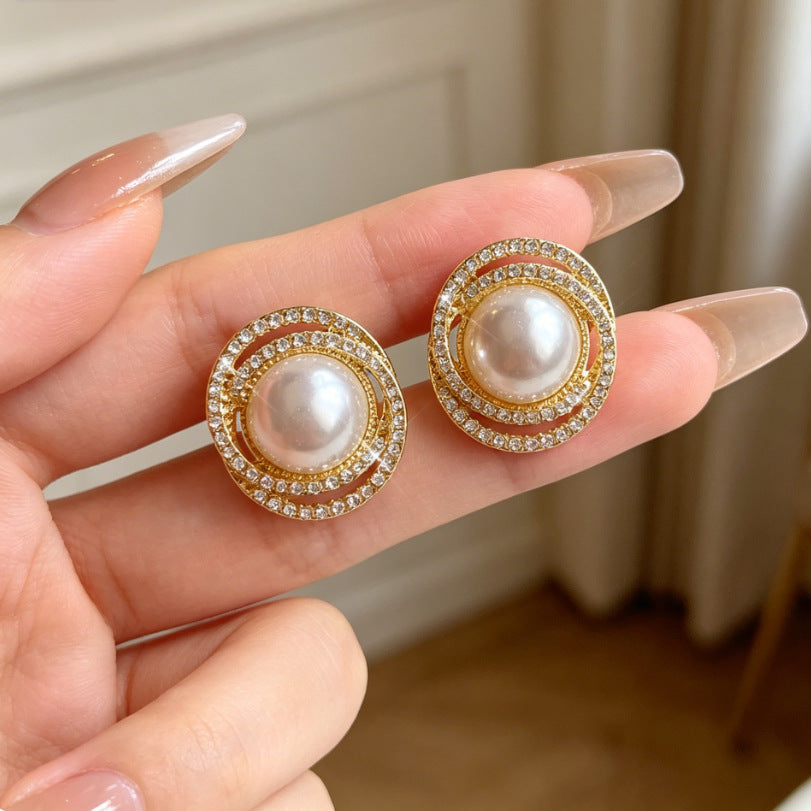 Heart Shape Tassel Earrings For Women With Copper Studs, Electroplated Alloy And Artificial Pearl Inlay