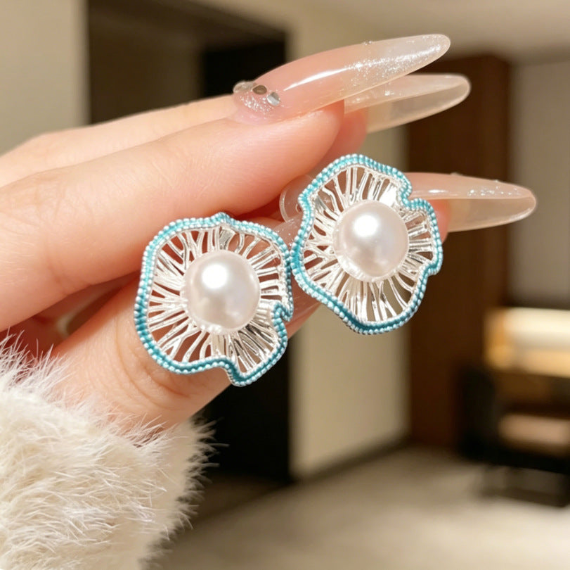 Heart Shape Tassel Earrings For Women With Copper Studs, Electroplated Alloy And Artificial Pearl Inlay