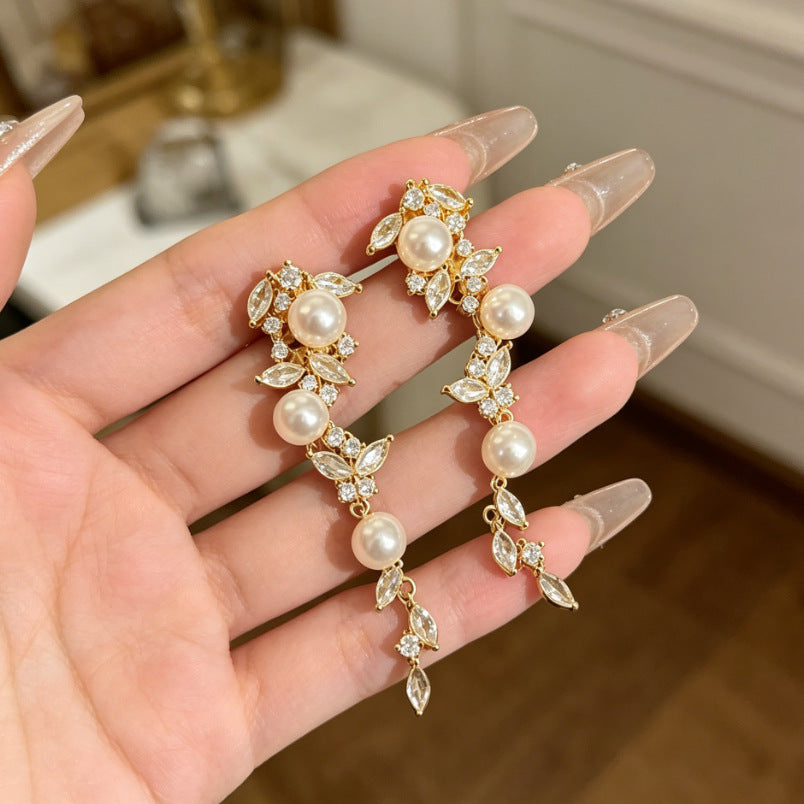 Heart Shape Tassel Earrings For Women With Copper Studs, Electroplated Alloy And Artificial Pearl Inlay