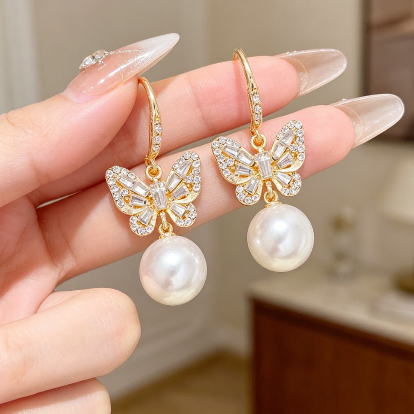 Heart Shape Tassel Earrings For Women With Copper Studs, Electroplated Alloy And Artificial Pearl Inlay
