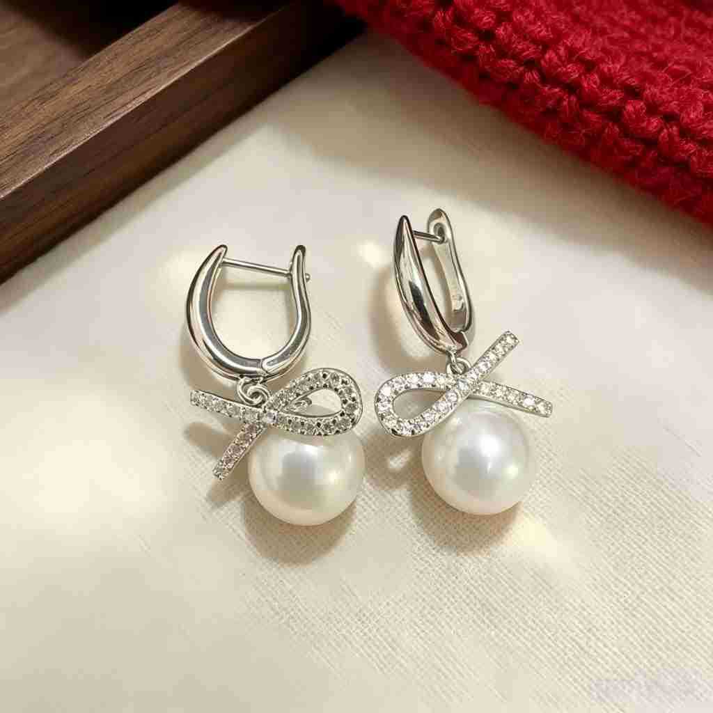 Gold Bow Tie Drop Earrings For Women In New Style, Made Of Copper With Rhinestone Inlay