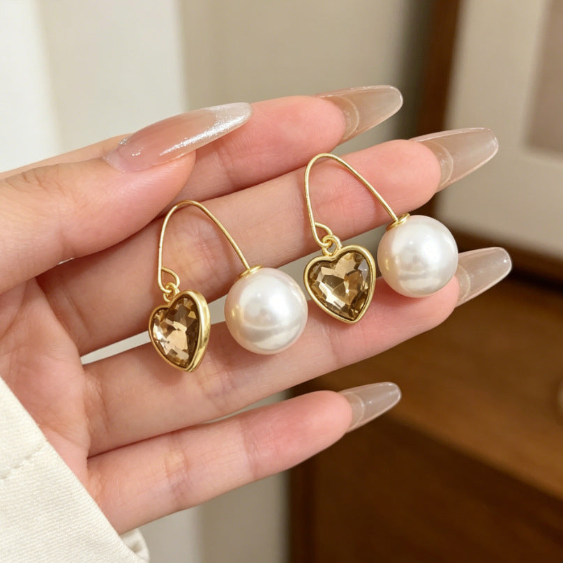 Heart Shape Tassel Earrings For Women With Copper Studs, Electroplated Alloy And Artificial Pearl Inlay