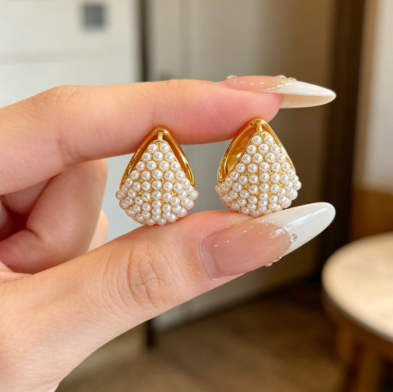 Heart Shape Tassel Earrings For Women With Copper Studs, Electroplated Alloy And Artificial Pearl Inlay