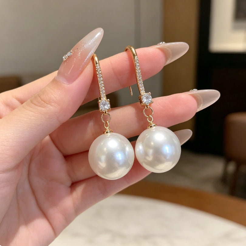 Heart Shape Tassel Earrings For Women With Copper Studs, Electroplated Alloy And Artificial Pearl Inlay