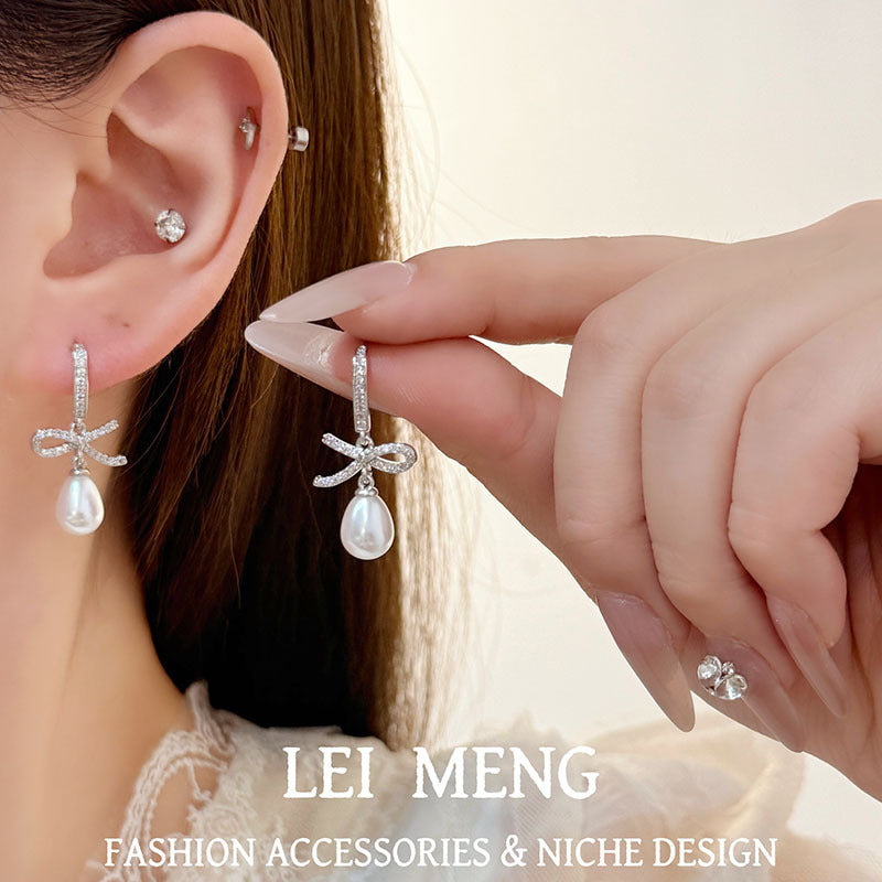 Gold Bow Tie Drop Earrings For Women With Copper Ear Pins And Artificial Pearl Inlay