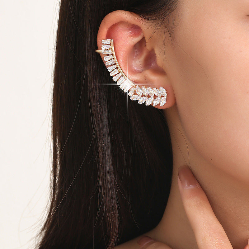 Butterfly Earrings For Women In Silver Featuring Copper Ear Pins And Zircon Inlay