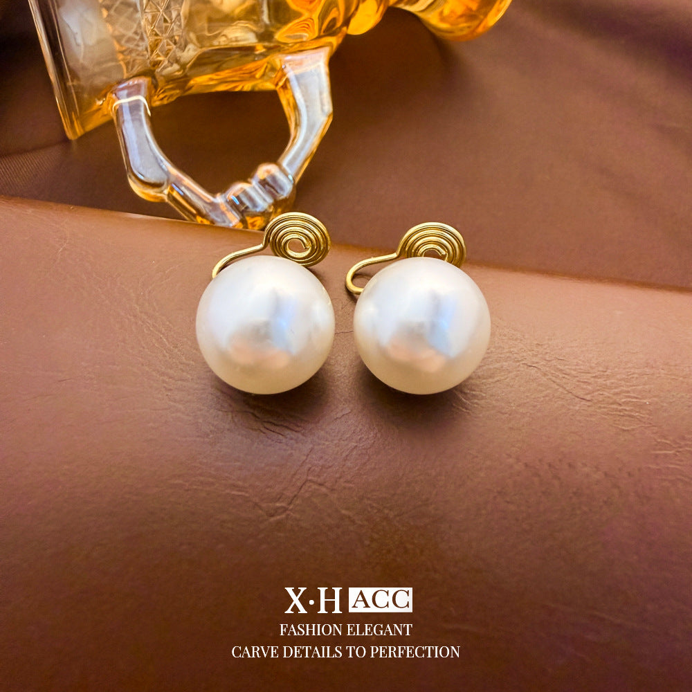 Elegant Heart Shape Clip Earrings For Women In Gold Alloy With Electroplated Finish And Artificial Pearl Inlay