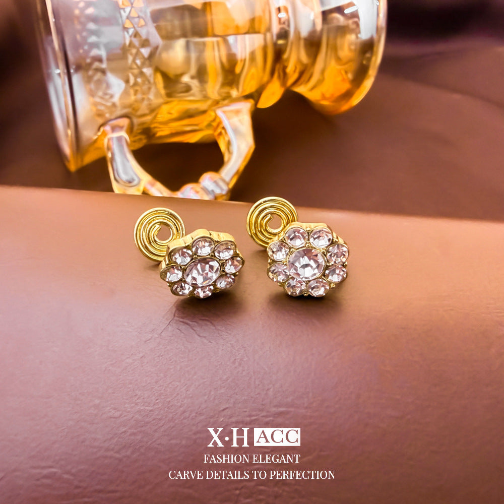 Elegant Heart Shape Clip Earrings For Women In Gold Alloy With Electroplated Finish And Artificial Pearl Inlay