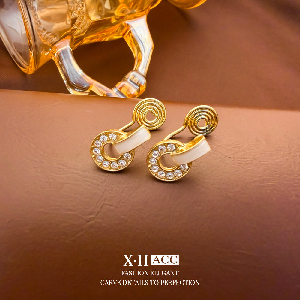 Elegant Heart Shape Clip Earrings For Women In Gold Alloy With Electroplated Finish And Artificial Pearl Inlay