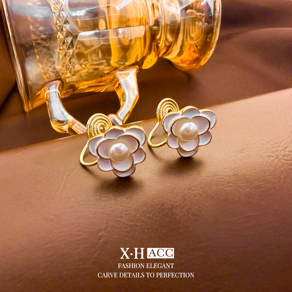 Elegant Heart Shape Clip Earrings For Women In Gold Alloy With Electroplated Finish And Artificial Pearl Inlay