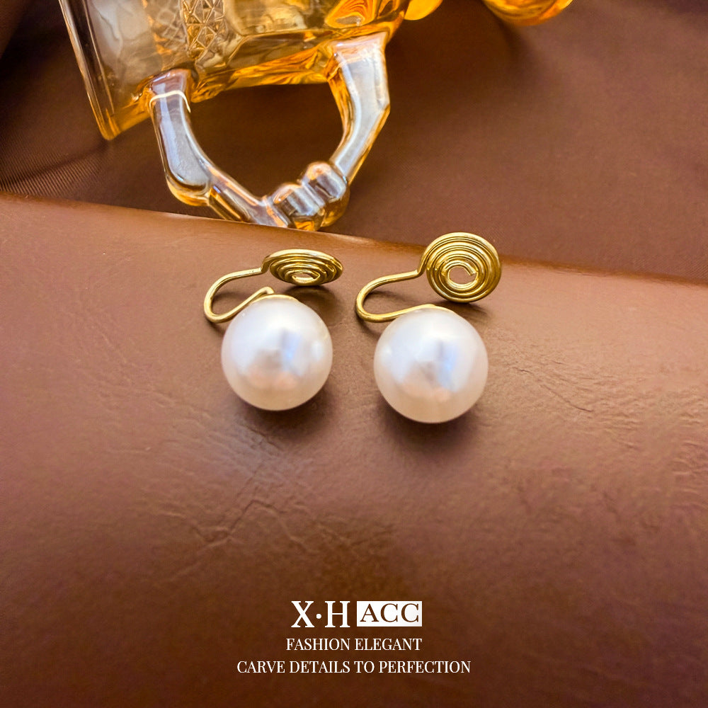 Elegant Heart Shape Clip Earrings For Women In Gold Alloy With Electroplated Finish And Artificial Pearl Inlay