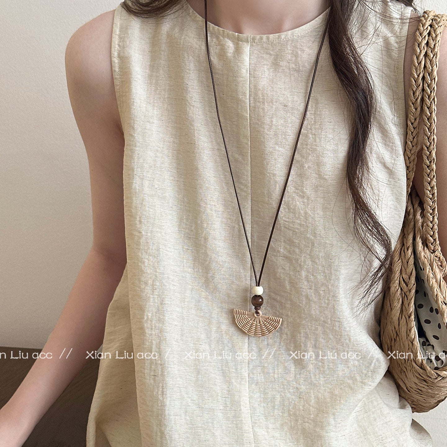 Bohemian Flowers Pendant Necklace For Women In Mixed Materials, Perfect For Daily Wear