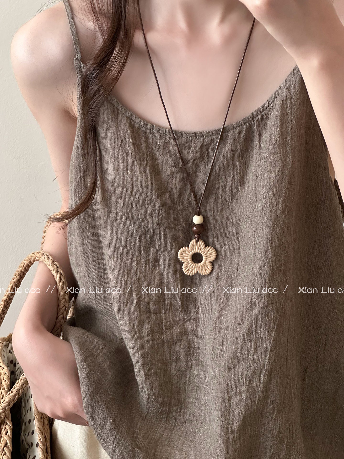 Bohemian Flowers Pendant Necklace For Women In Mixed Materials, Perfect For Daily Wear