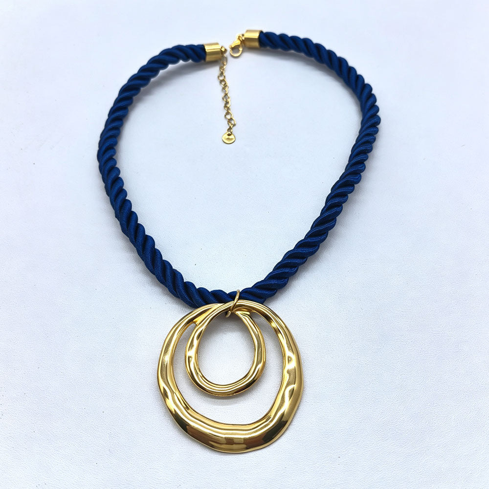 Double Ring Braid Necklace For Women With 304 Stainless Steel Pendant And Rope Chain