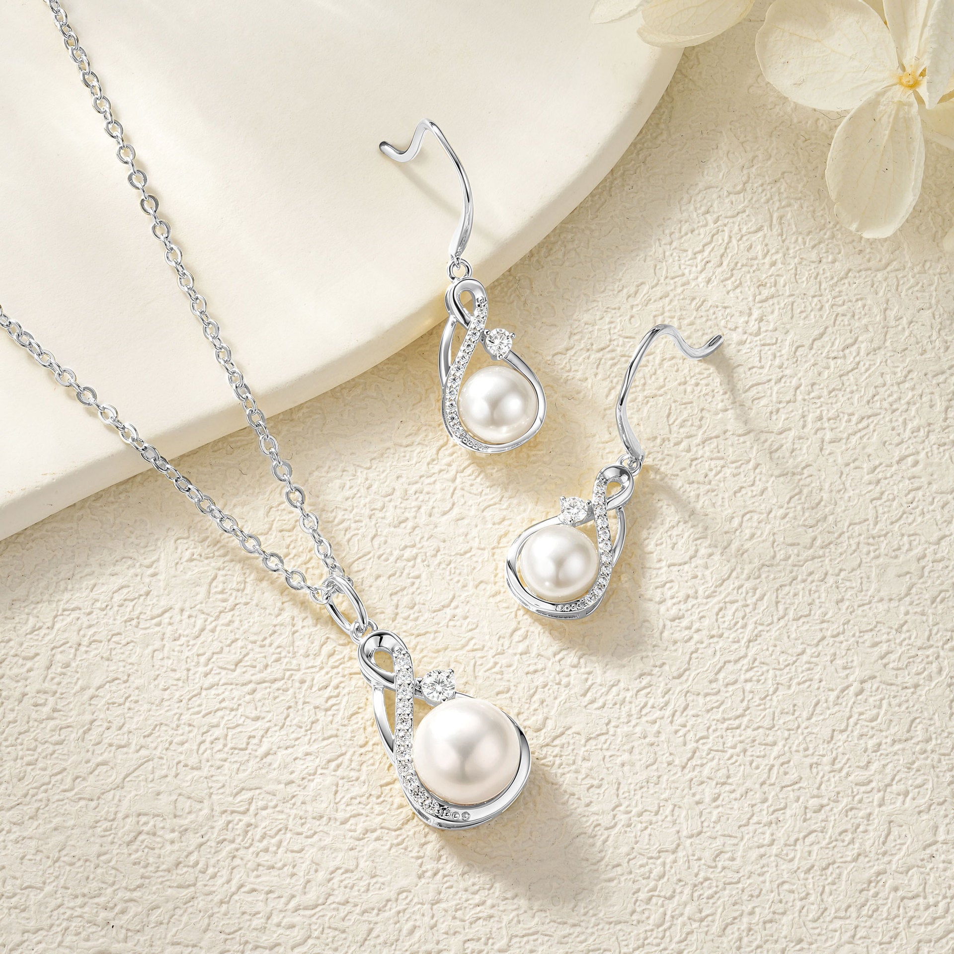 Elegant Geometric Jewelry Set For Women Featuring Freshwater Pearl And Moissanite Inlay