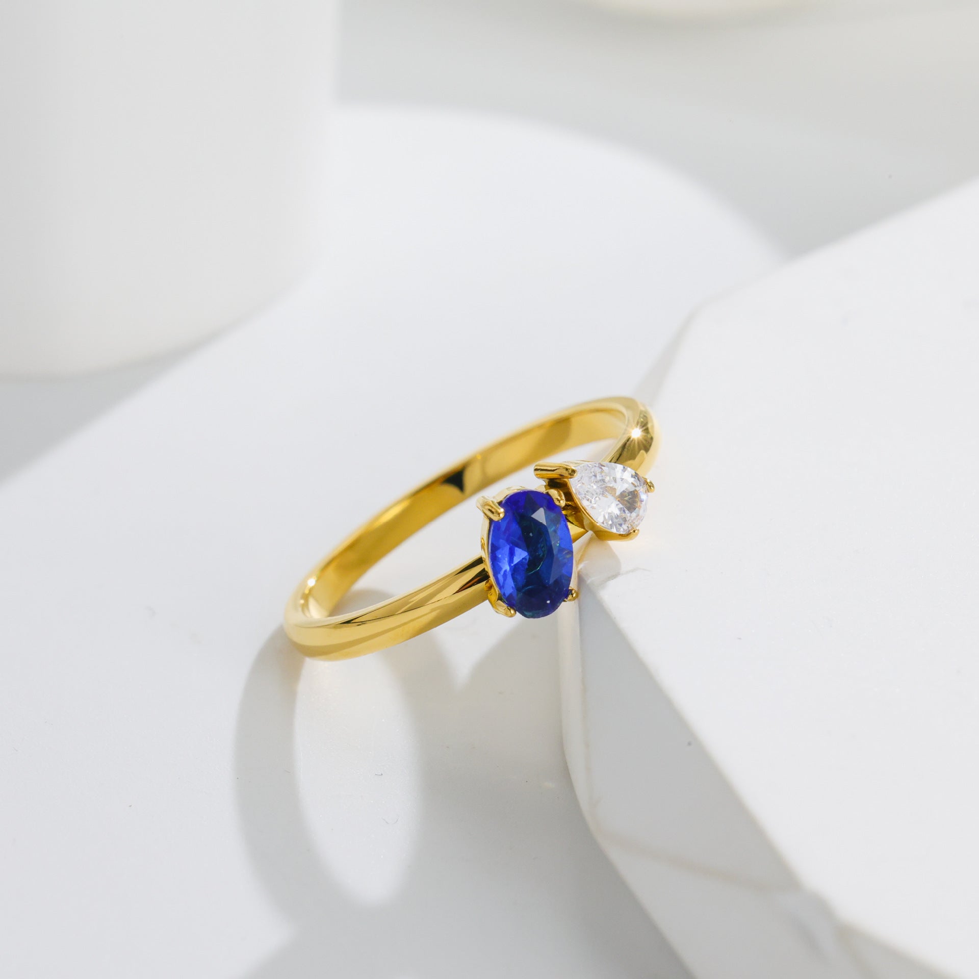 Geometric Titanium Steel Rings For Women With Zircon Inlay Featuring Electroplated Finish