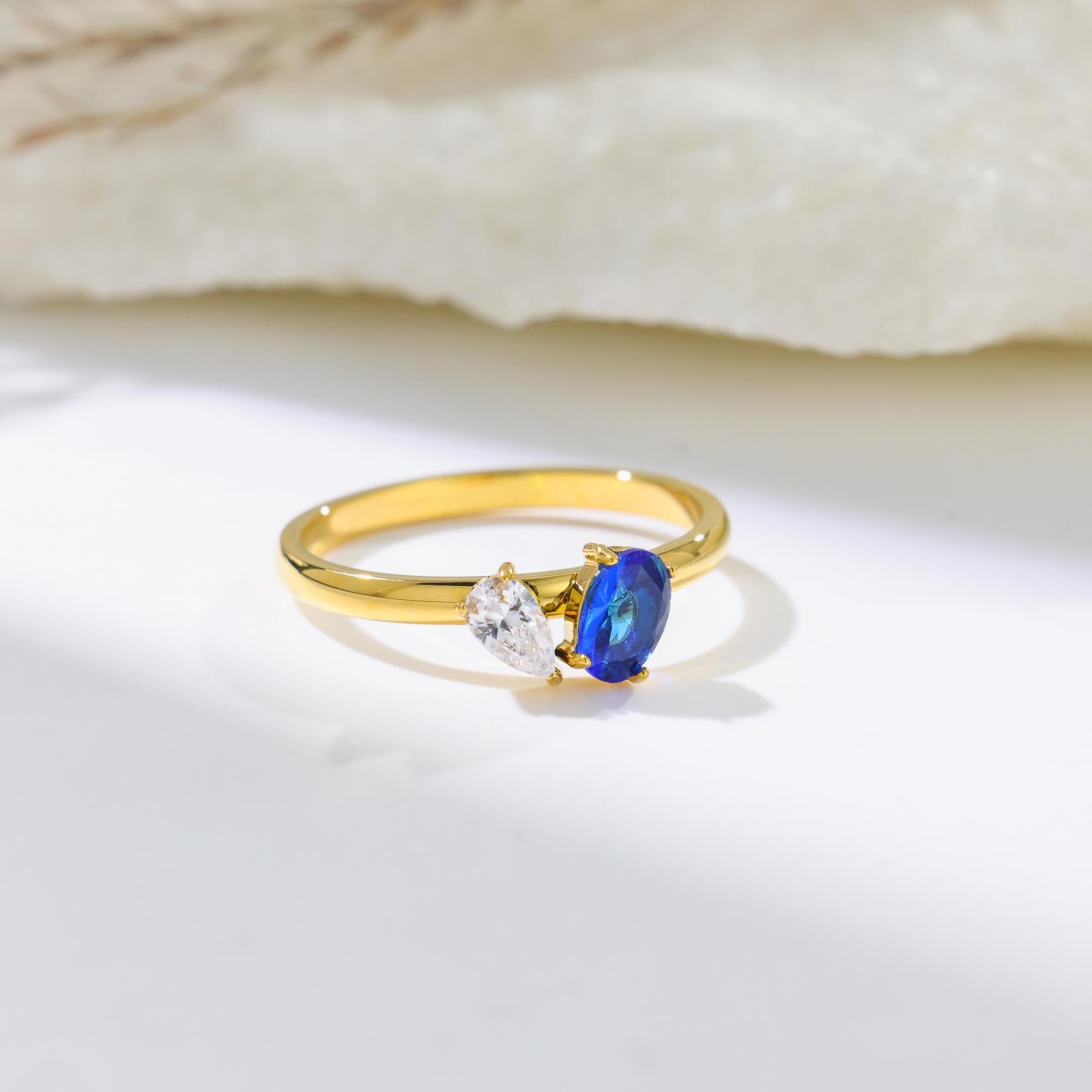 Geometric Titanium Steel Rings For Women With Zircon Inlay Featuring Electroplated Finish