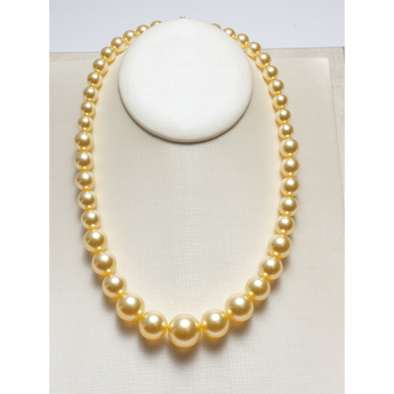 Handmade Ombre Pearl Necklace For Women Featuring Shell Pendant On Beaded Chain