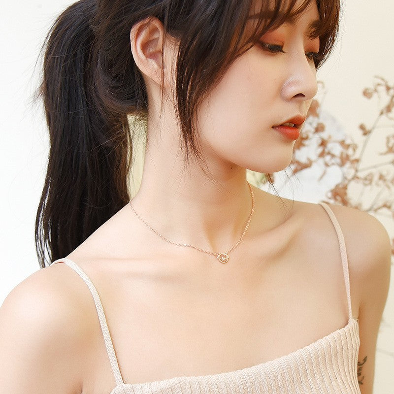 New Style Ball Pendant Necklace For Women With Alloy Chain And Alloy Pendant