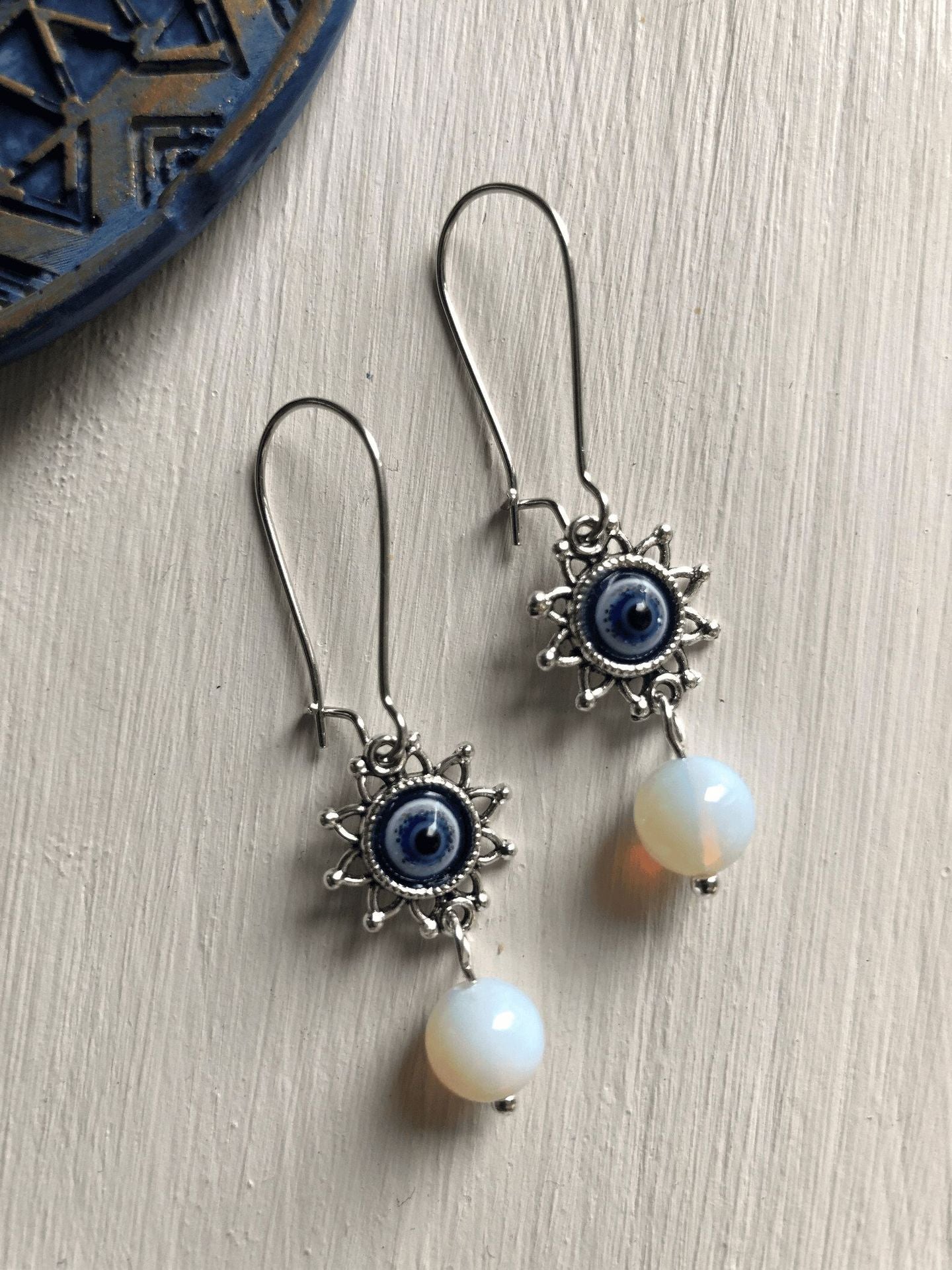 Devil's Eye Bohemian Drop Earrings For Women With Zinc Alloy Ear Pins And Natural Stone Inlay