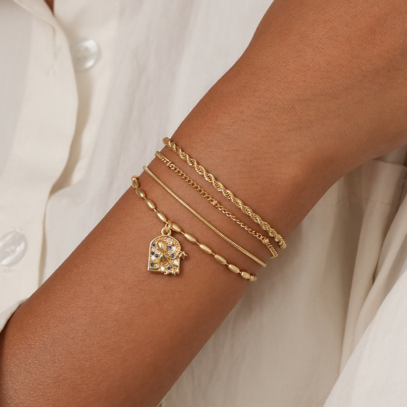 Geometric Hypoallergenic Copper Bracelets For Women With KC Golden Plated Finish And Cubic Zirconia Inlay Featuring Cuban Link Chain