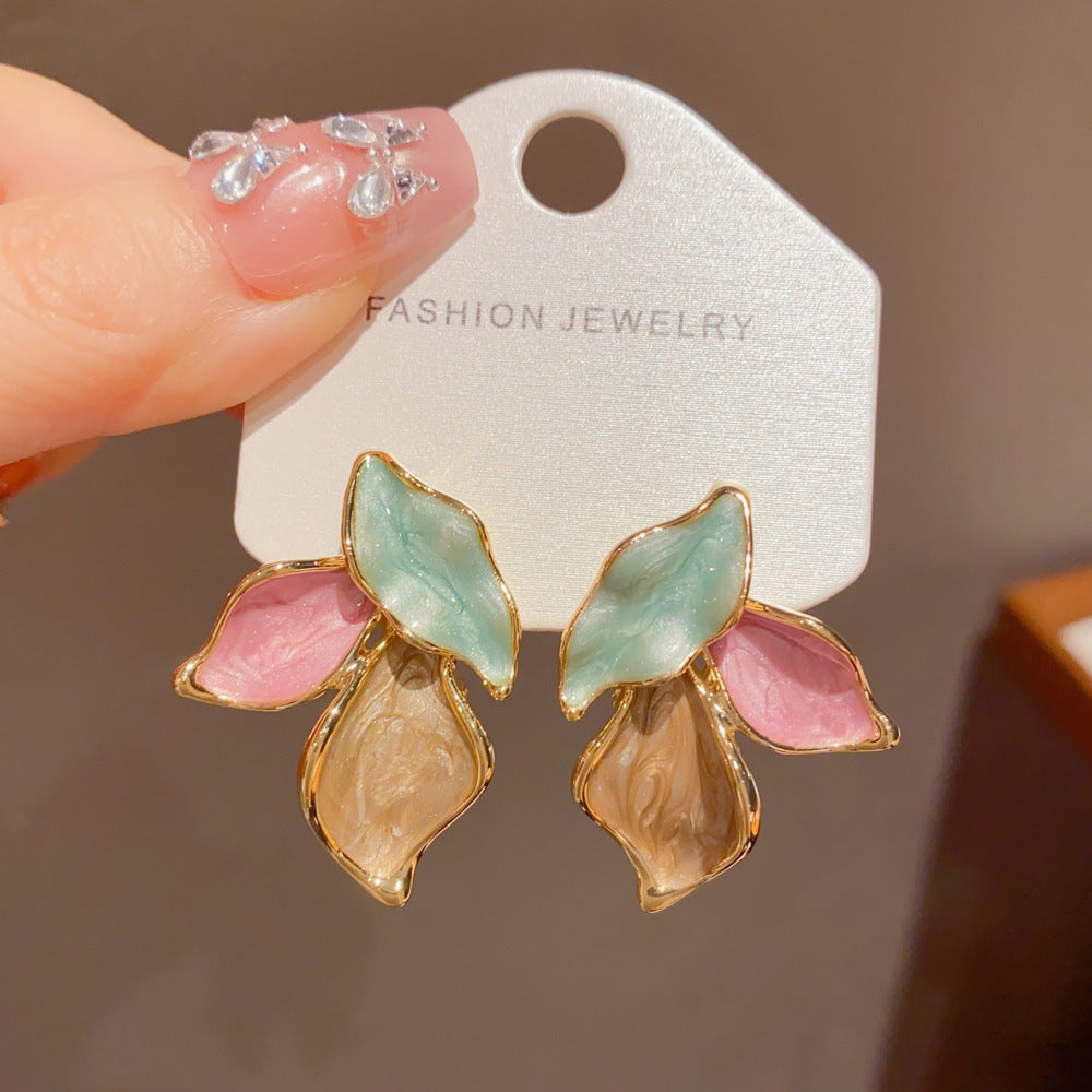Leaves Earrings For Women With Copper Ear Pins, Exaggerated Style, Real Gold Plated Finish
