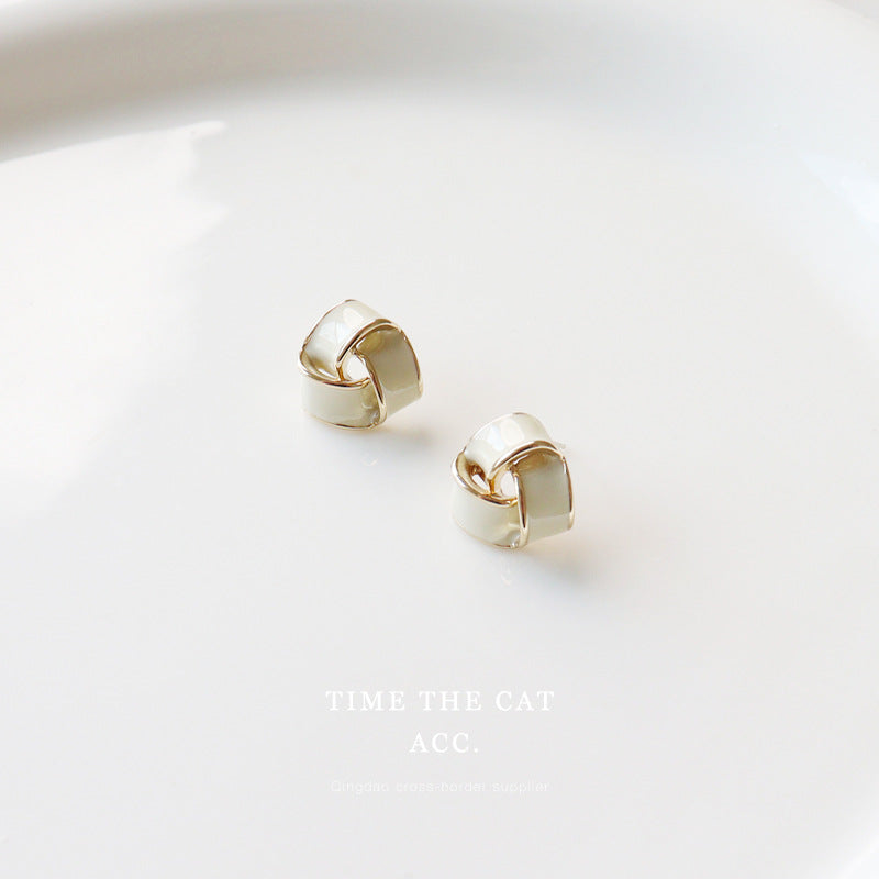 Color Block Two Tone Lilac Sleeper Earrings For Women In 18K Real Gold Plated Alloy