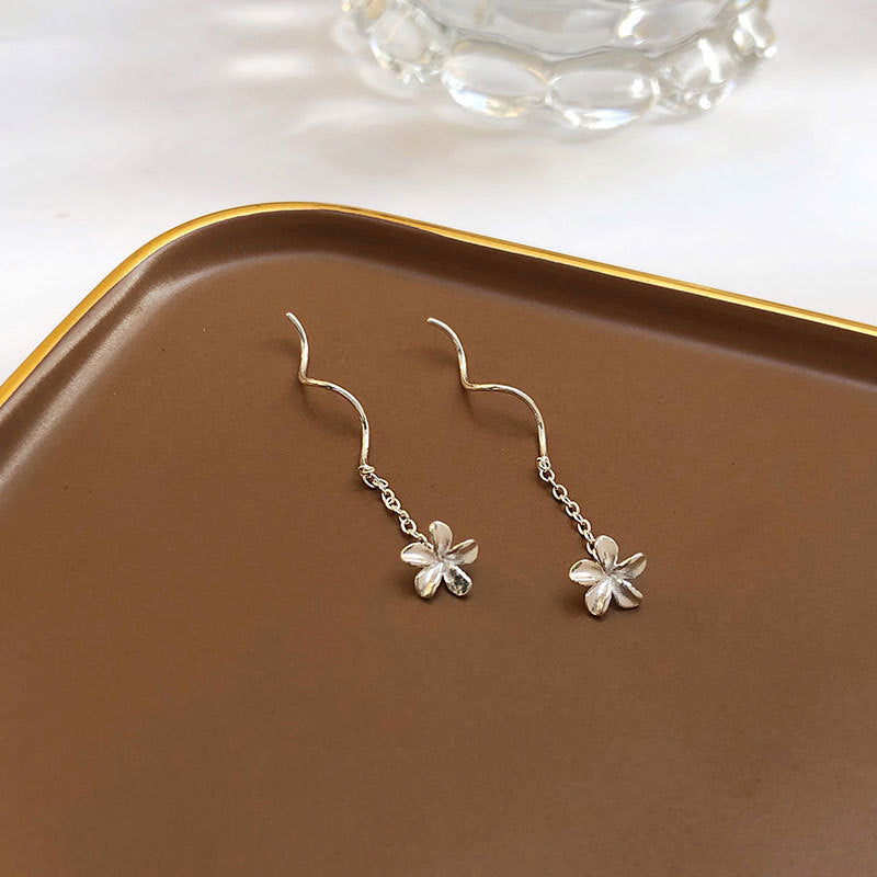 New Style Flowers Ear Line Earrings For Women Featuring 925 Sterling Silver Material