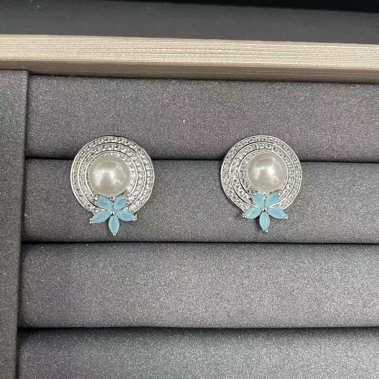 Blue Flower Earrings For Women Featuring Copper Material And 925 Sterling Silver Ear Pins With Zircon Inlay