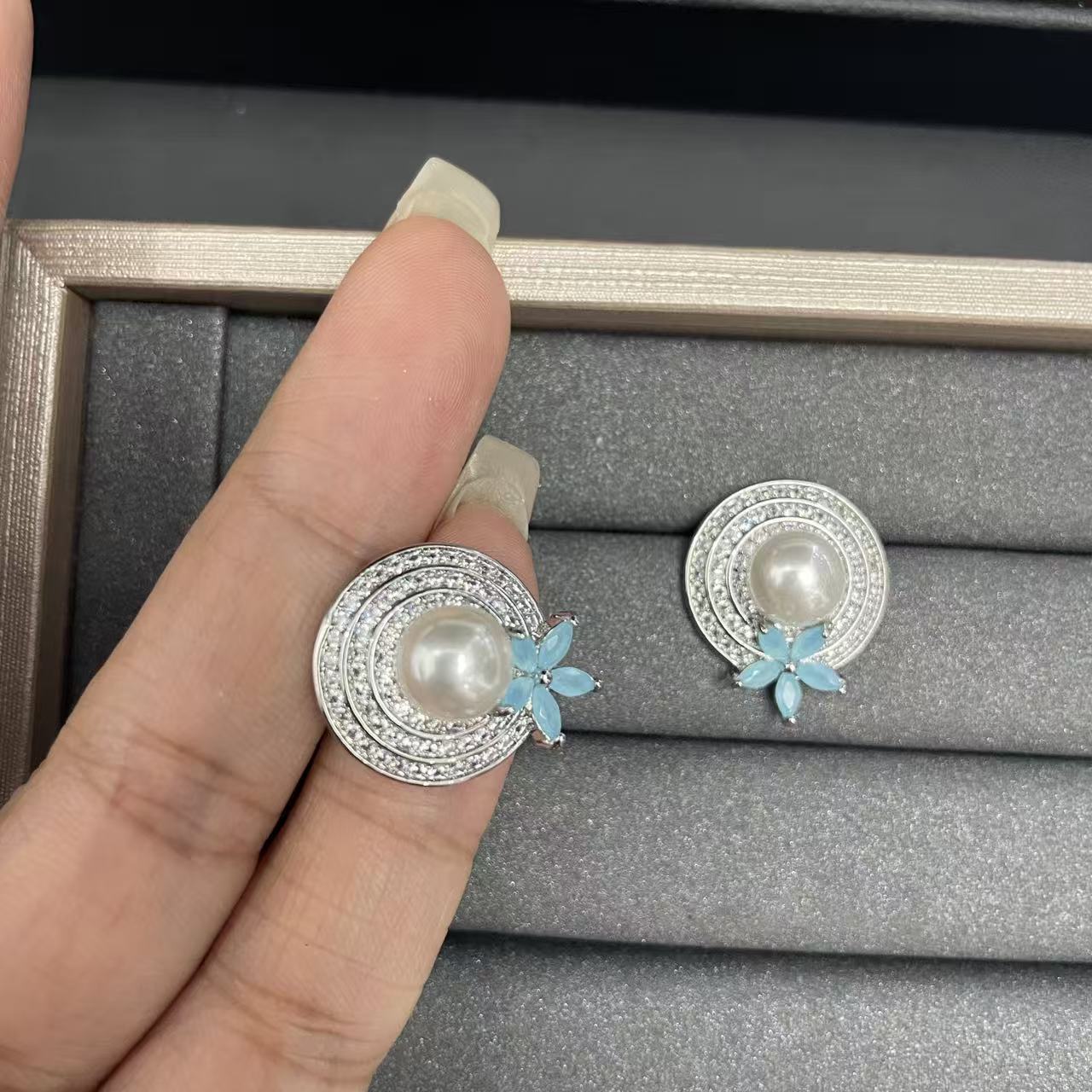 Blue Flower Earrings For Women Featuring Copper Material And 925 Sterling Silver Ear Pins With Zircon Inlay