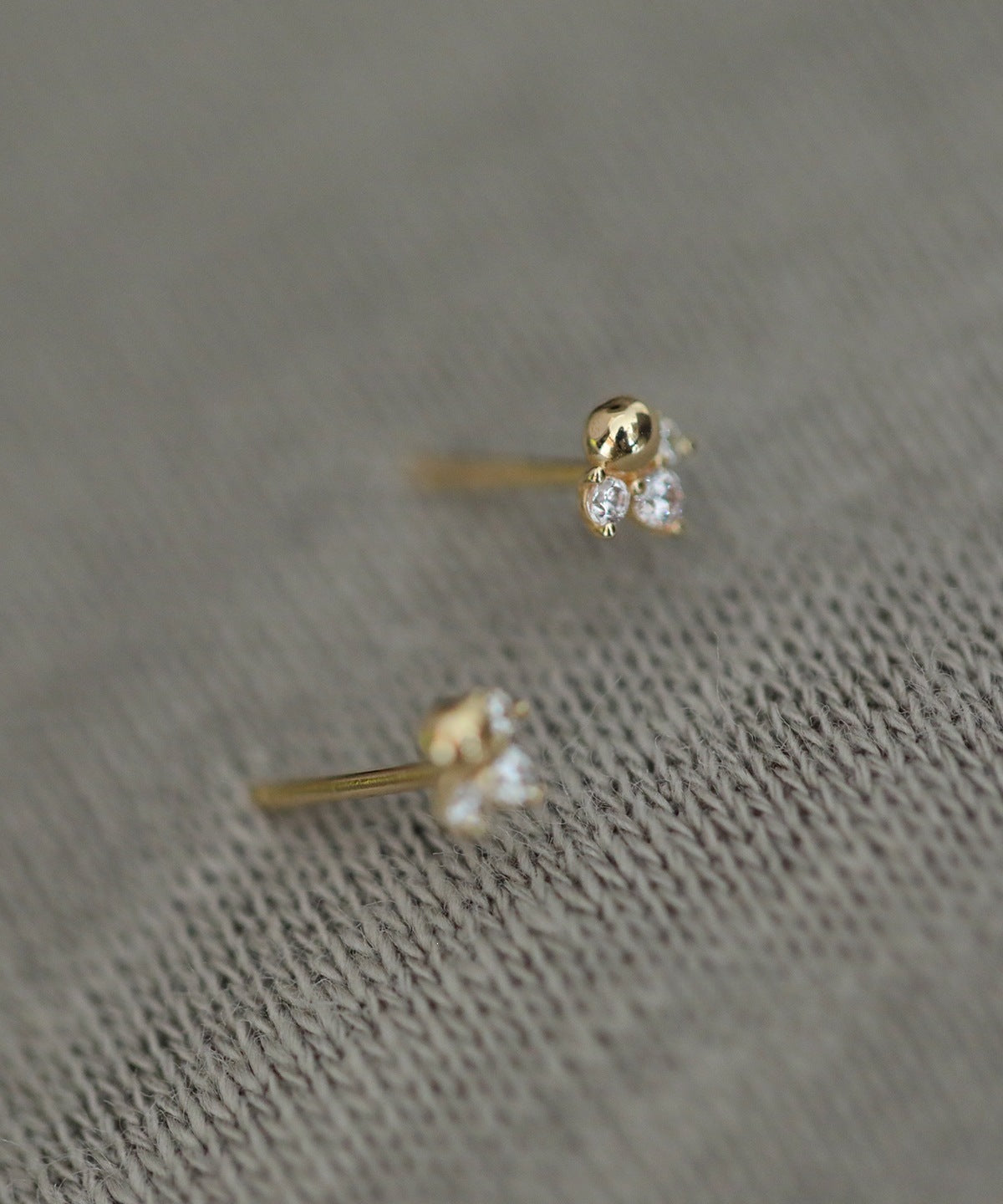 Fish Tail Stud Earrings For Women In Sweet Style, Made Of Copper With 14K Real Gold Plating