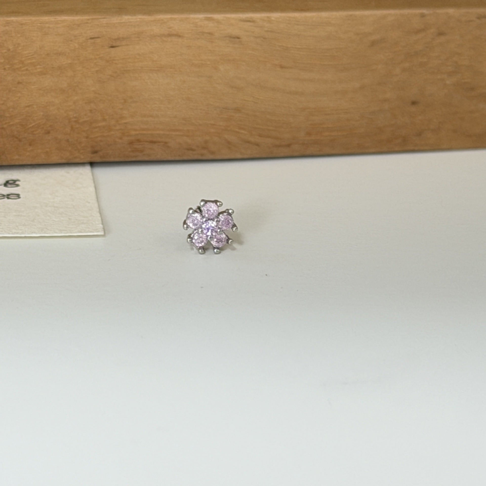 Cute Flowers Stud Earrings For Women With Titanium Steel Posts And Zircon Inlay In Copper