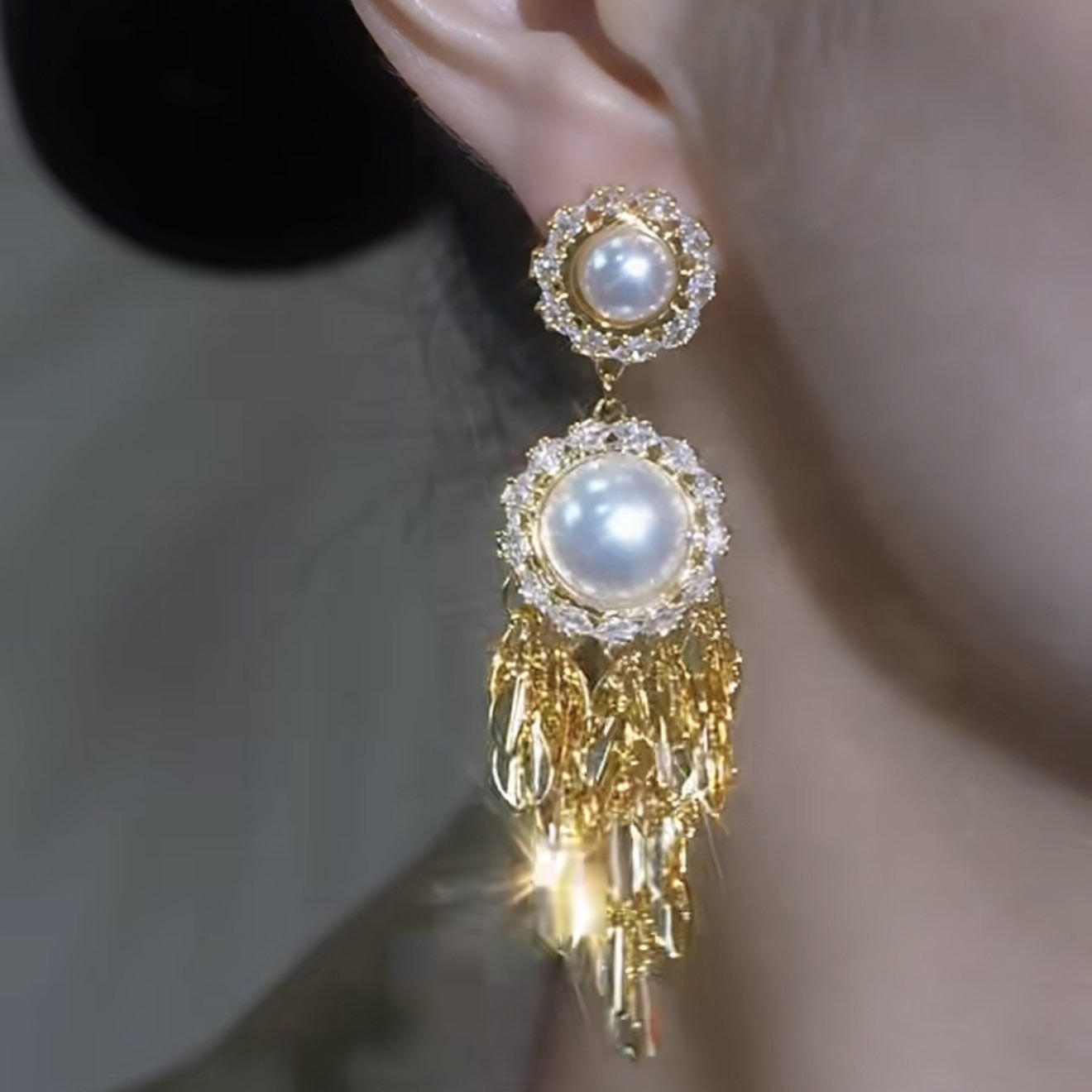 Novelty Leaves Earrings For Women With Copper Tassel And Artificial Pearl Inlay