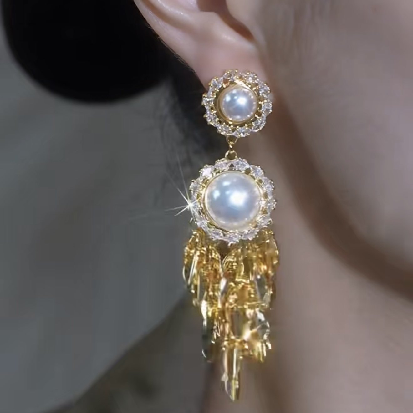 Novelty Leaves Earrings For Women With Copper Tassel And Artificial Pearl Inlay