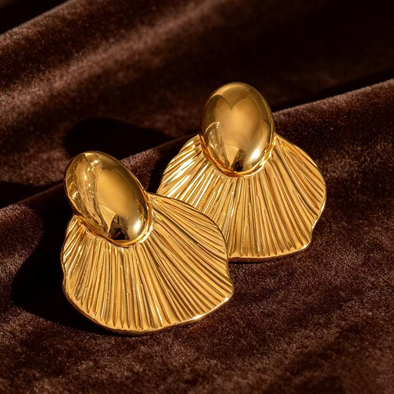 Brushed Gold Sector Earrings For Women With 304 Stainless Steel Ear Pins, Elegant Alloy Design